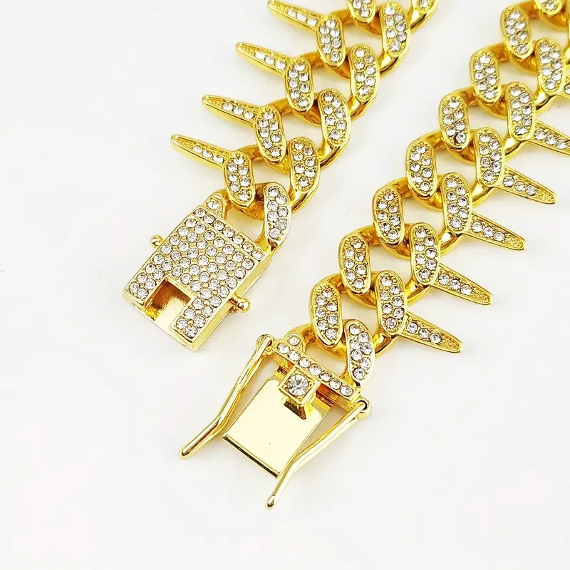 Gold Dog Chain Collar 19MM Thorn Design